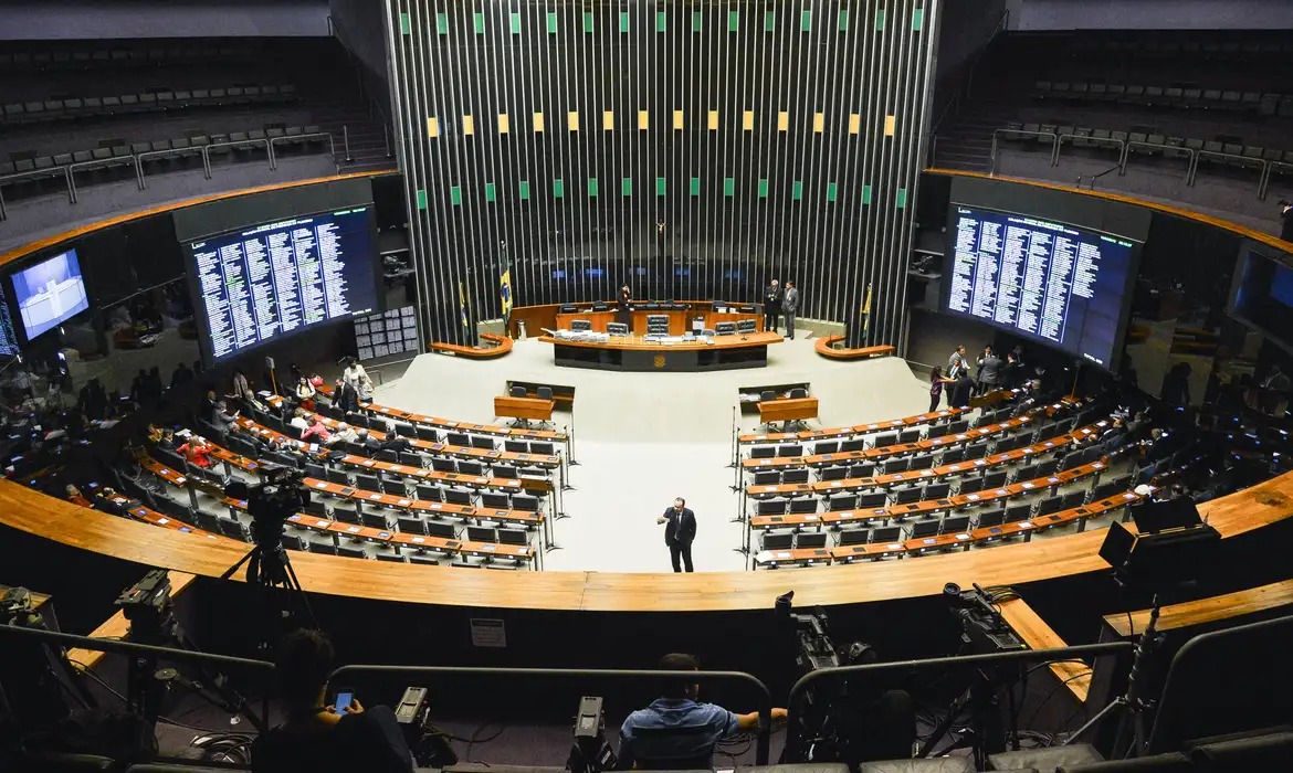 STF anula mandatos de sete deputados federais eleitos em 2022