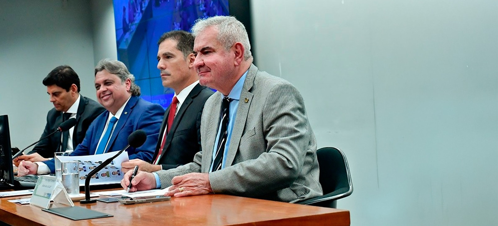 Comissão promete votar a proposta de Orçamento da União nesta semana