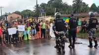 Polícia usa bombas de gás lacrimogêneo contra manifestantes no Pará