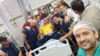 Ida de Bolsonaro a hospital vira ‘ato público’ com vigília, oração e selfie
