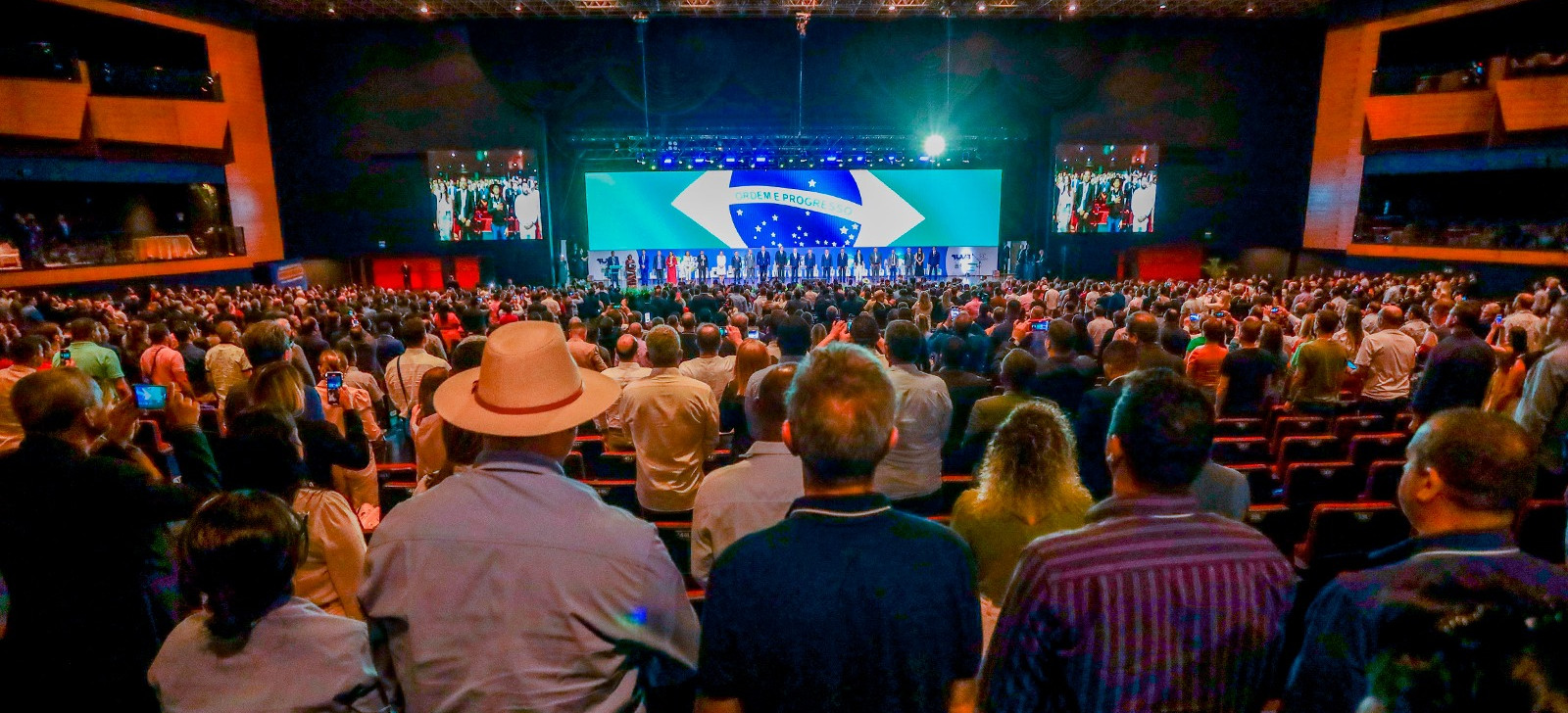 Mais de seis mil vereadores participam de Marcha em Brasília