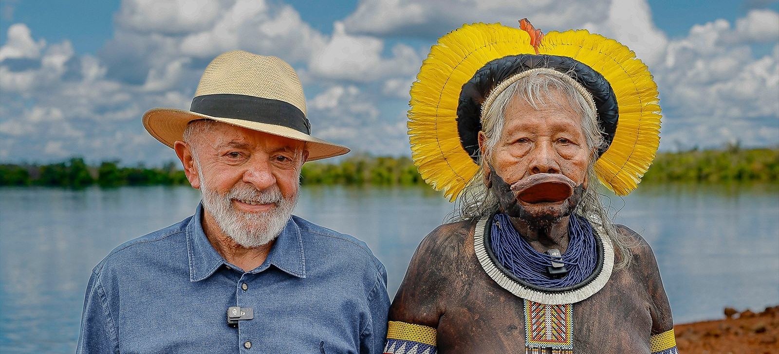 Lula condecora cacique Raoni com maior honraria do Estado brasileiro