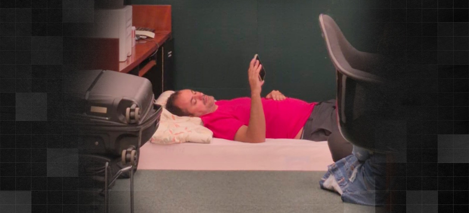 Glauber segue em greve de fome e diz que não volta atrás na decisão