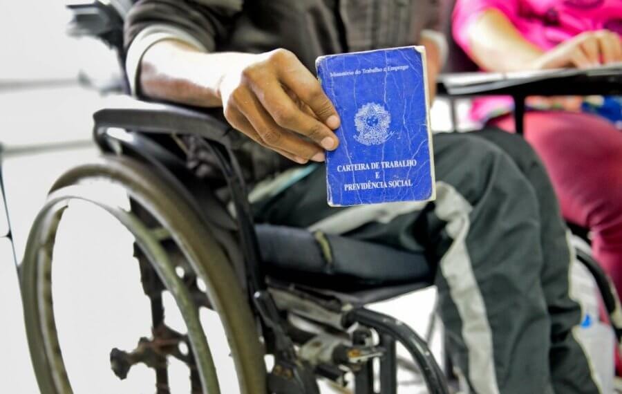 Feira em Manaus oferece 180 vagas para PcDs e capacitação