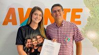 Condição para filha ser vice-governadora é ‘cortina de fumaça’ de prefeito de Manaus