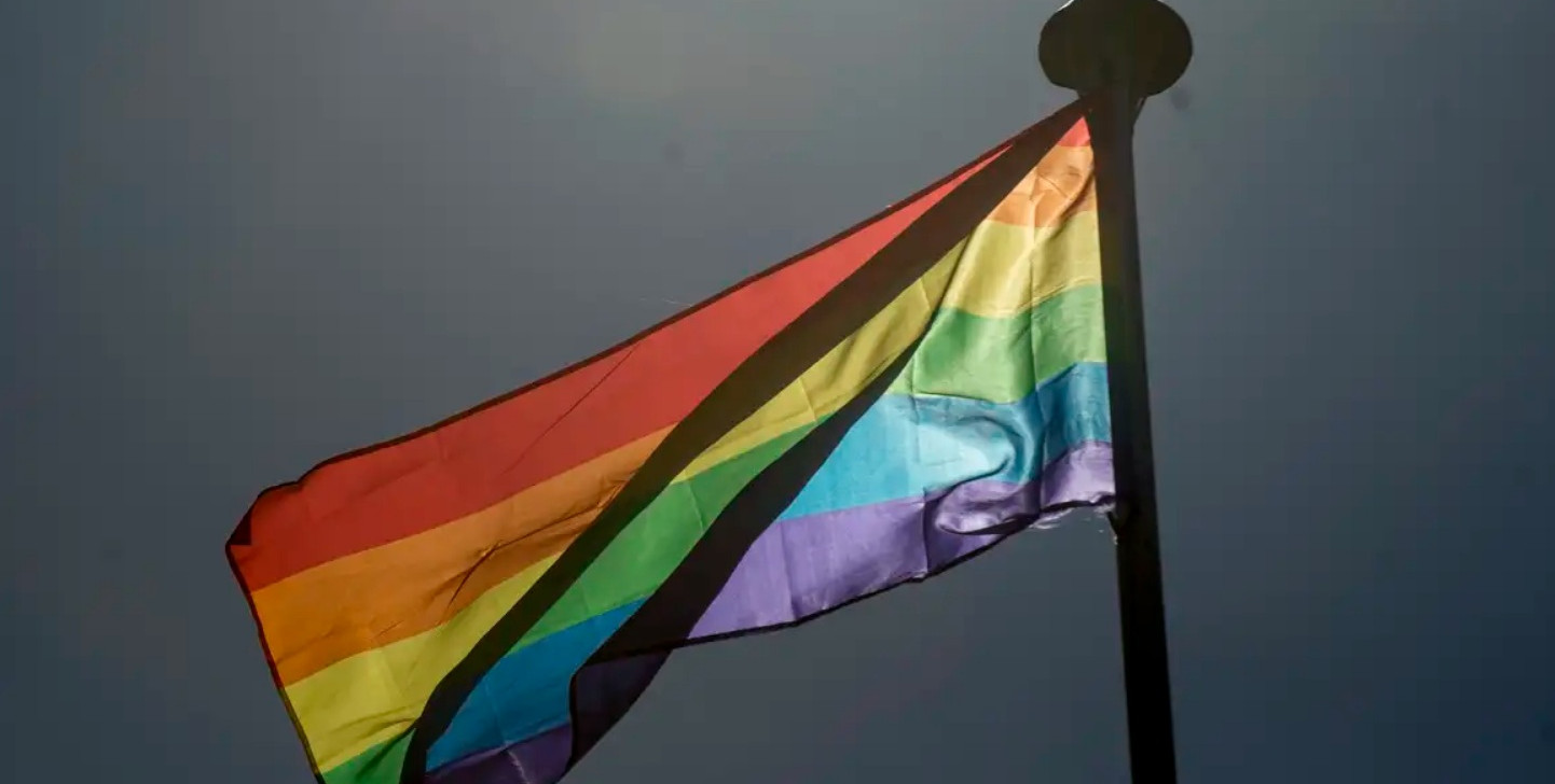 Gênero neutro é permitido em registro civil após decisão do STJ