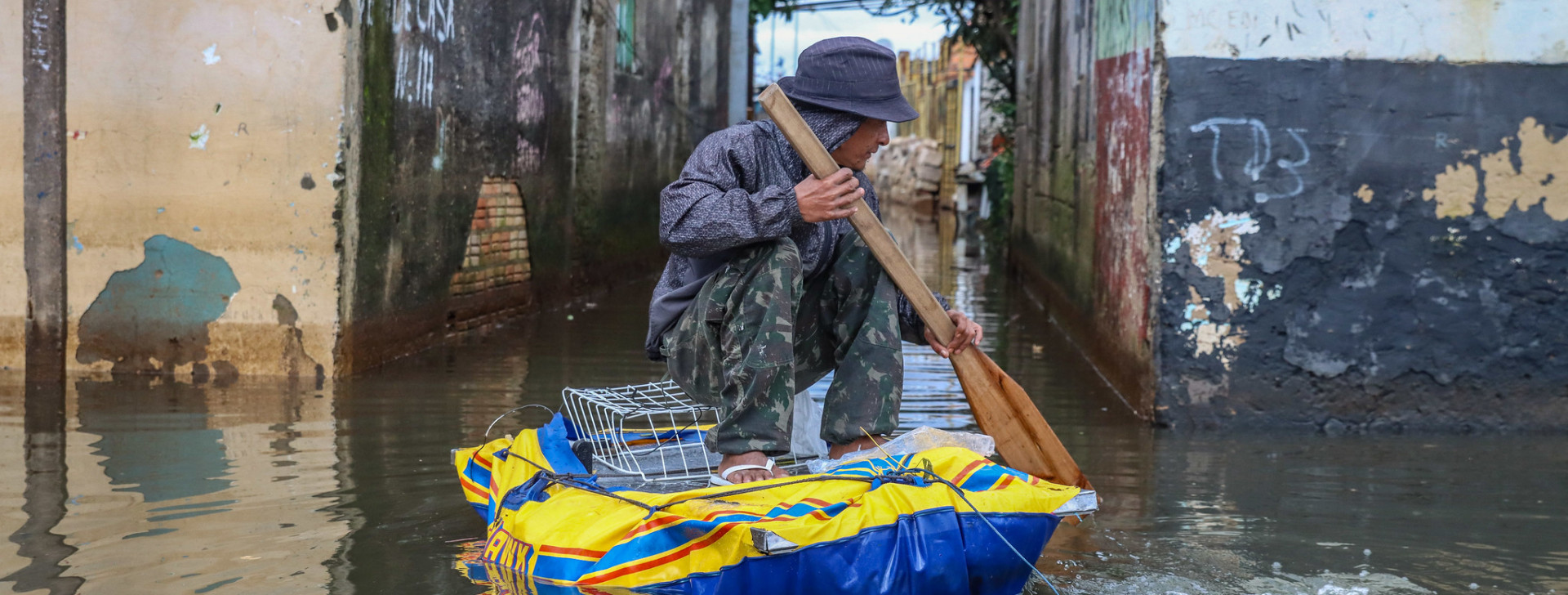 Maioria dos brasileiros já ajudou vítimas de desastres naturais, revela pesquisa