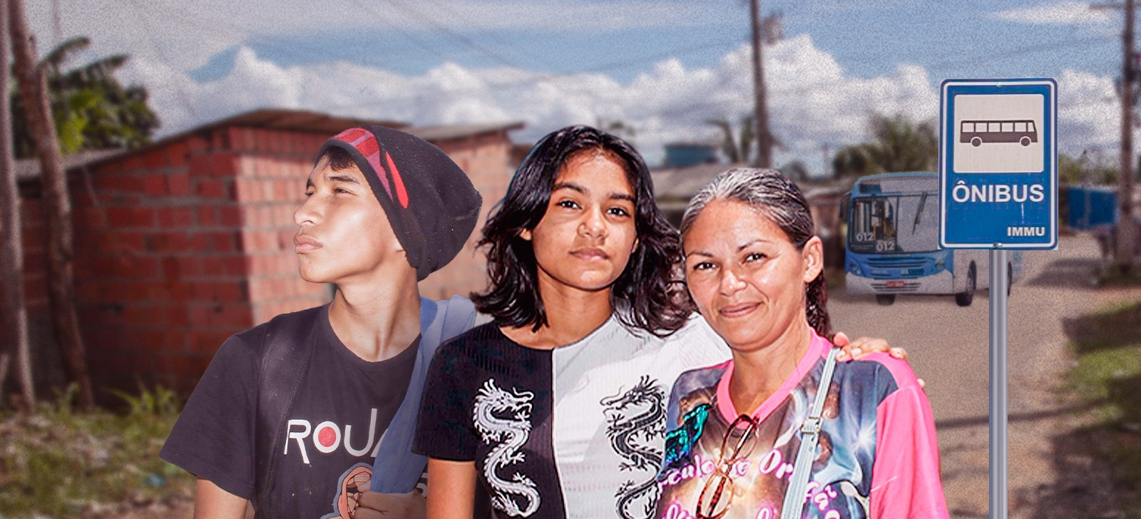 Indígenas caminham duas horas até chegar à parada de ônibus em Manaus