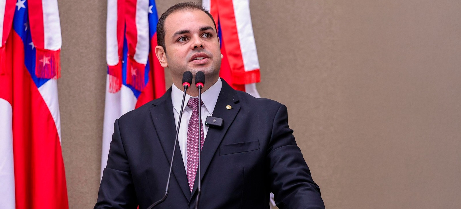 Presidente da Aleam cria lei de protocolo antirracista nas escolas