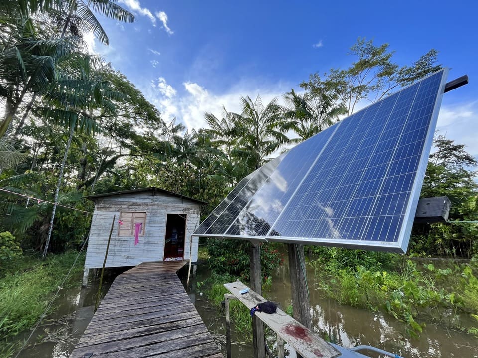 Painel solar substitui diesel e reduz em 44% custo de energia na Amazônia