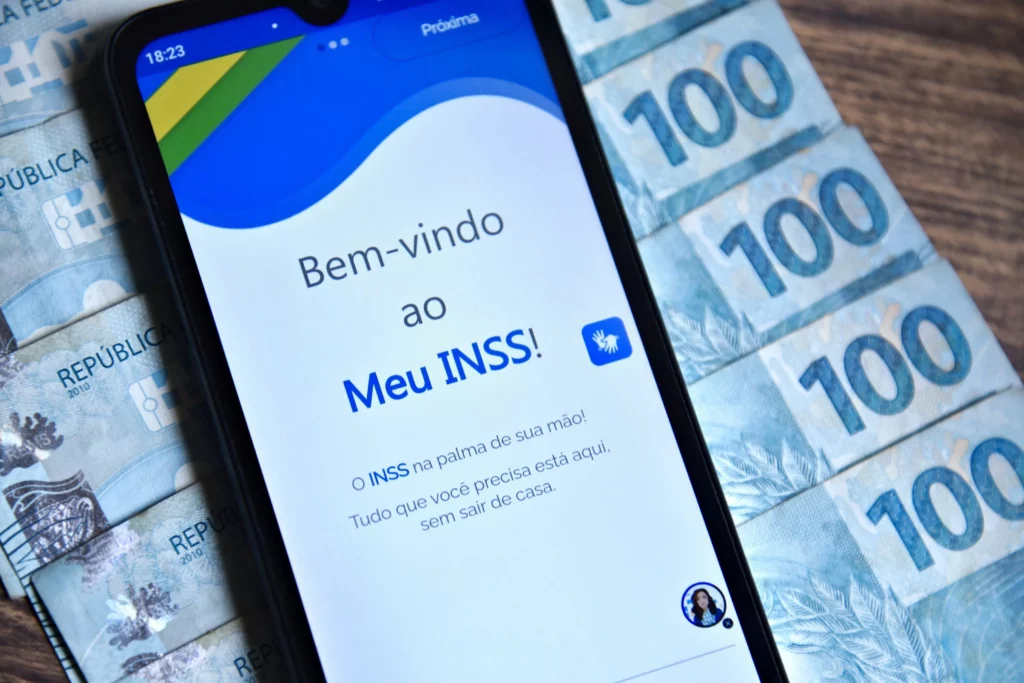 INSS bloqueia novos consignados para evitar fraudes a pensionistas
