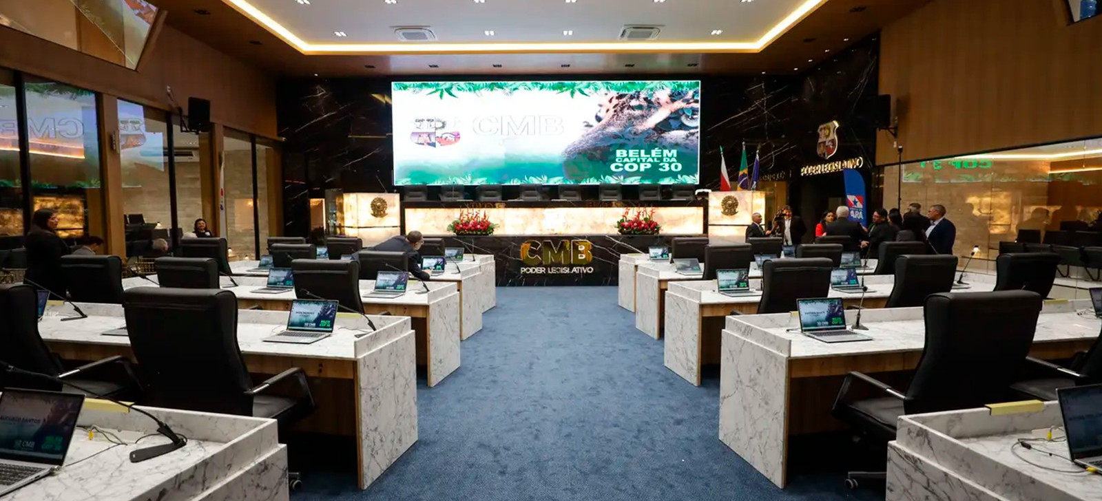 Câmara Municipal de Belém mantém veto à licença para pais servidores