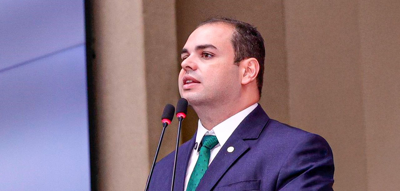 Leis de presidente da Aleam ampliam proteção a crianças no Amazonas