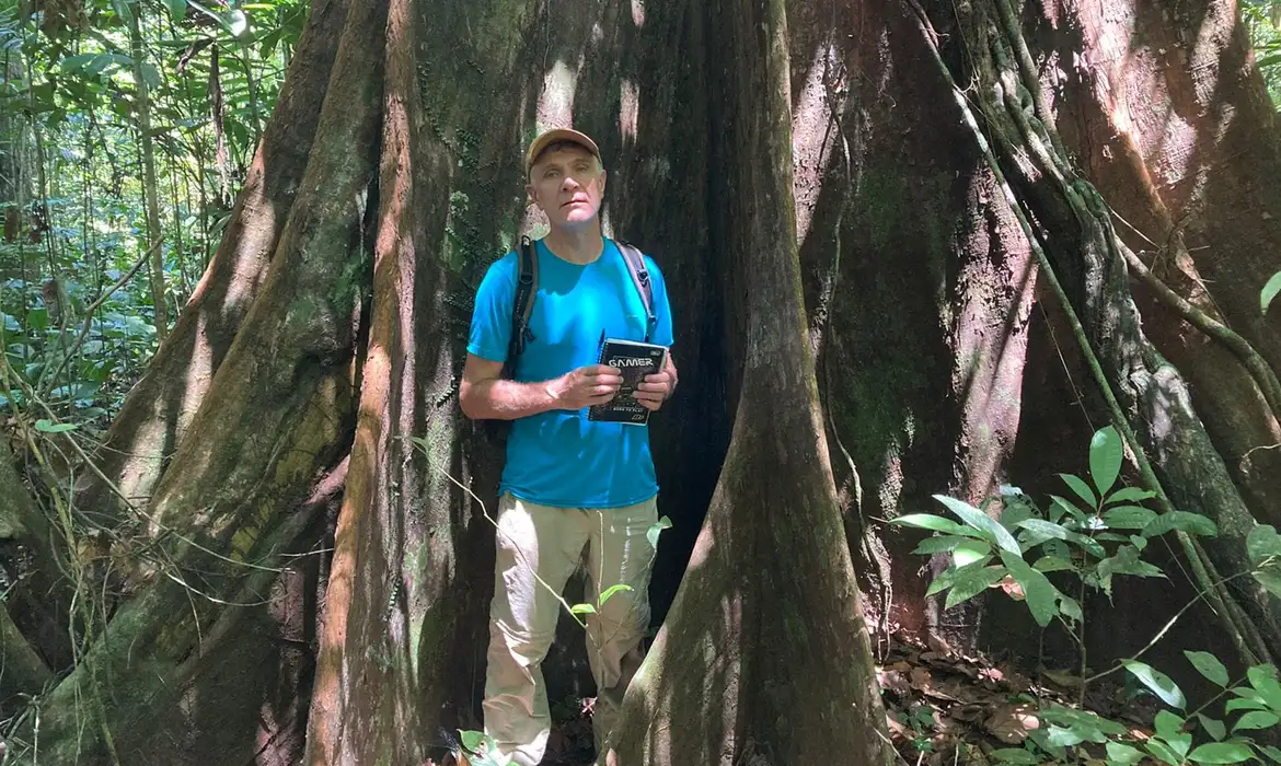 Obra póstuma de Dom Phillips chega à Feira do Livro em São Paulo