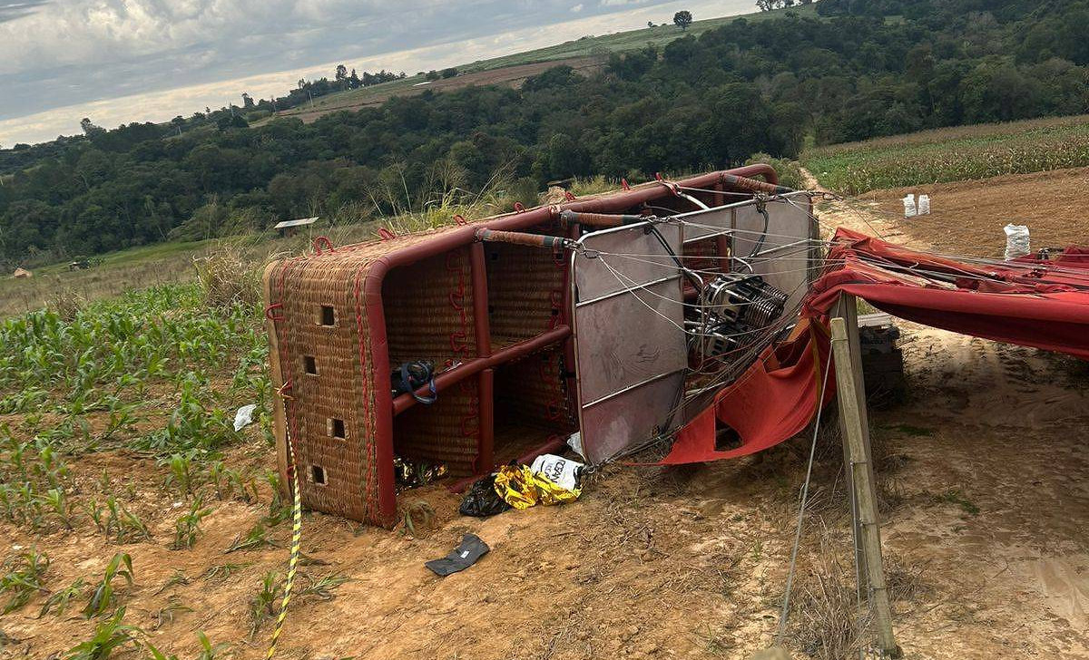 Balão cai no interior de SP com 35 pessoas e deixa um morto