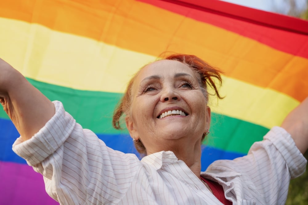 LGBTQIAPN+ na maturidade ganha visibilidade no Mês do Orgulho