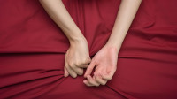 Orgasmo feminino está relacionado à satisfação com relacionamento, diz estudo