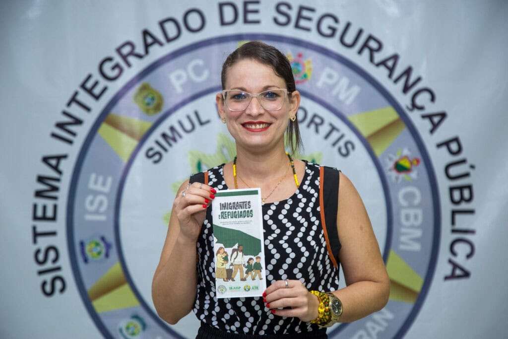 Acre lança cartilha para imigrantes e refugiados na fronteira