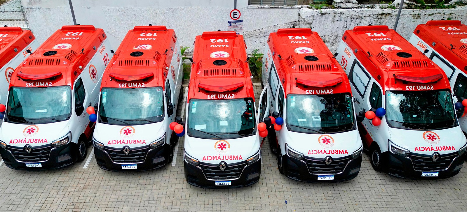 Prefeitura de Manaus vai gastar R$ 2,7 milhões para lavar ambulâncias