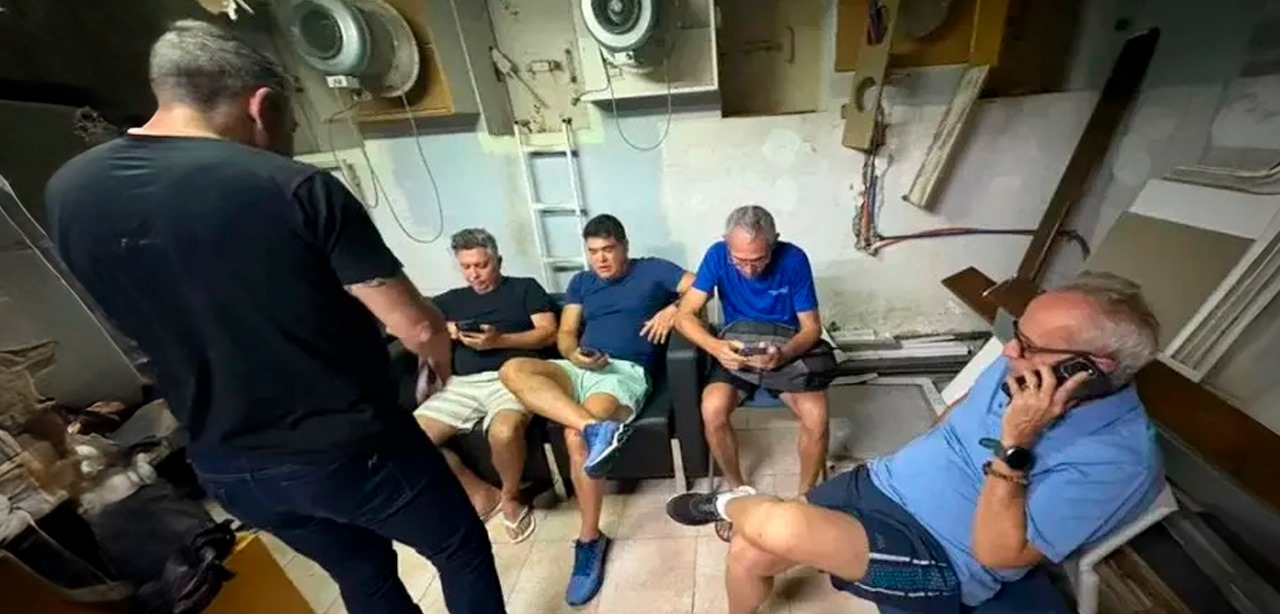 Prefeitos brasileiros em Israel serão escoltados por terra à Jordânia