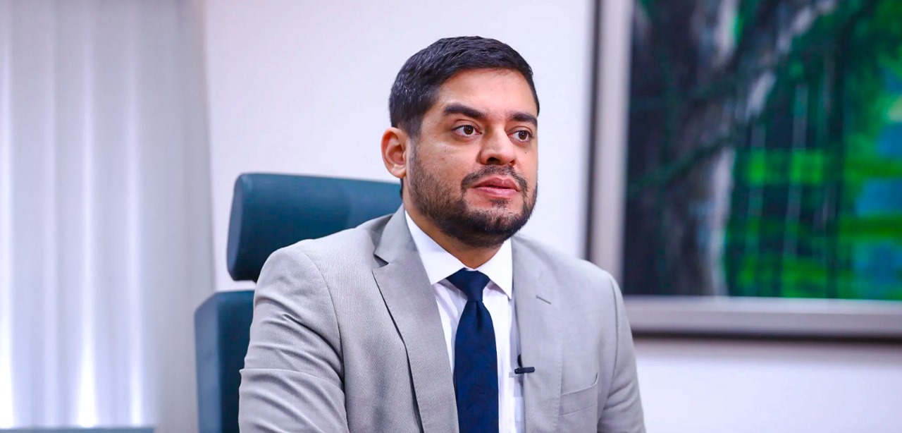 ‘UEA conectada às demandas globais’, diz reitor sobre evento no Reino Unido