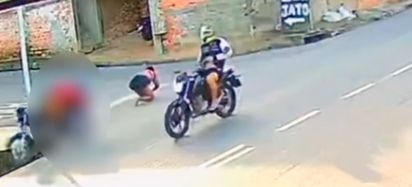 Delegada diz que pai e filho podem ter sido mortos por engano em Manaus