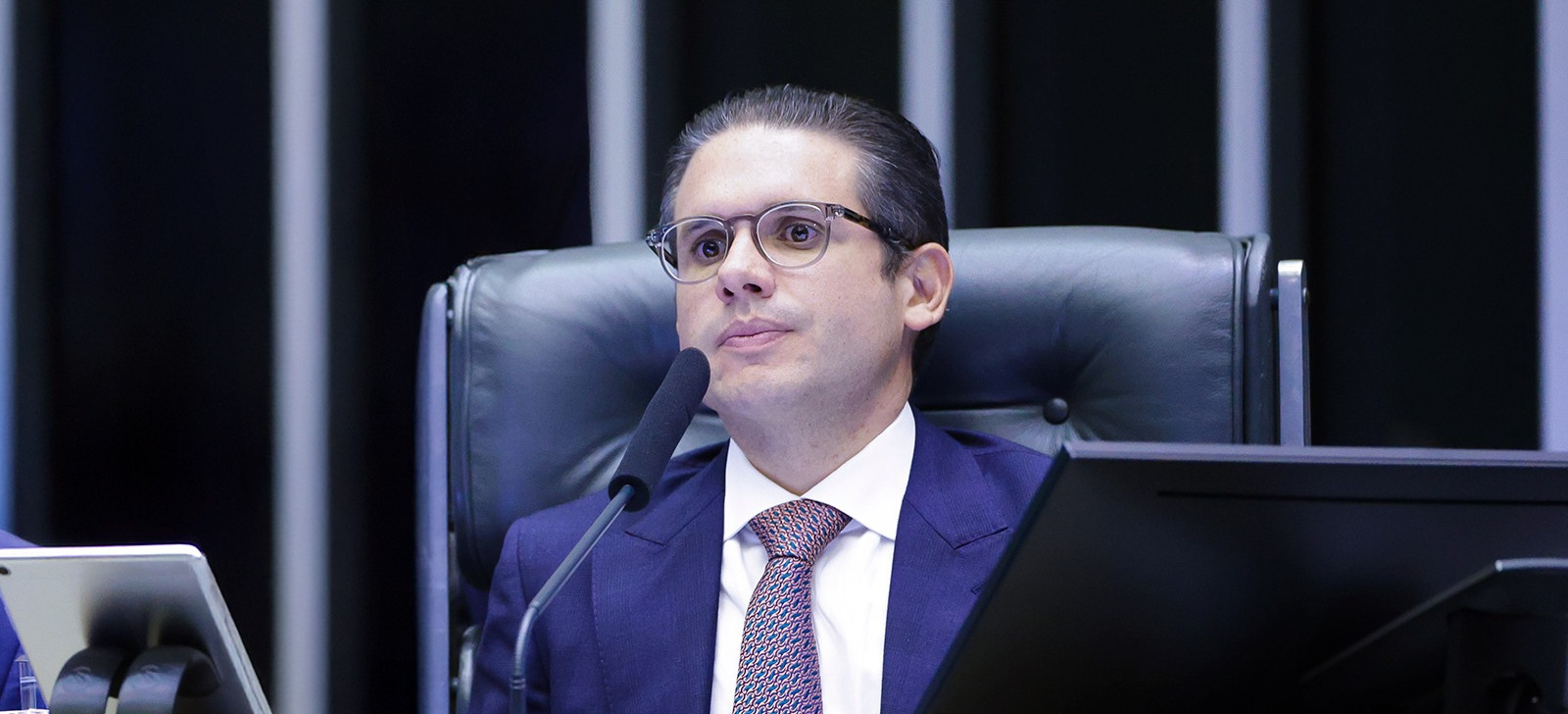 Deputados derrubam decretos do IOF em derrota para governo