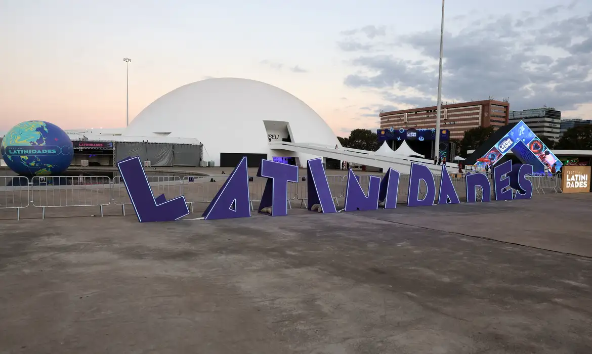 Festival Latinidades inicia programação cultural em Brasília