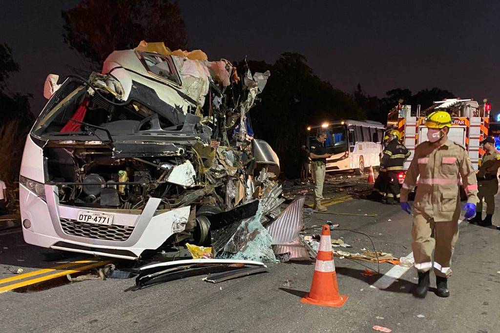 Acidente com estudantes do Pará deixa cinco mortos em Goiás 