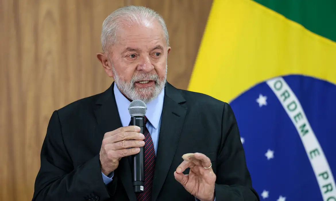 Lula chama de arbitrário veto dos EUA a ministros do STF