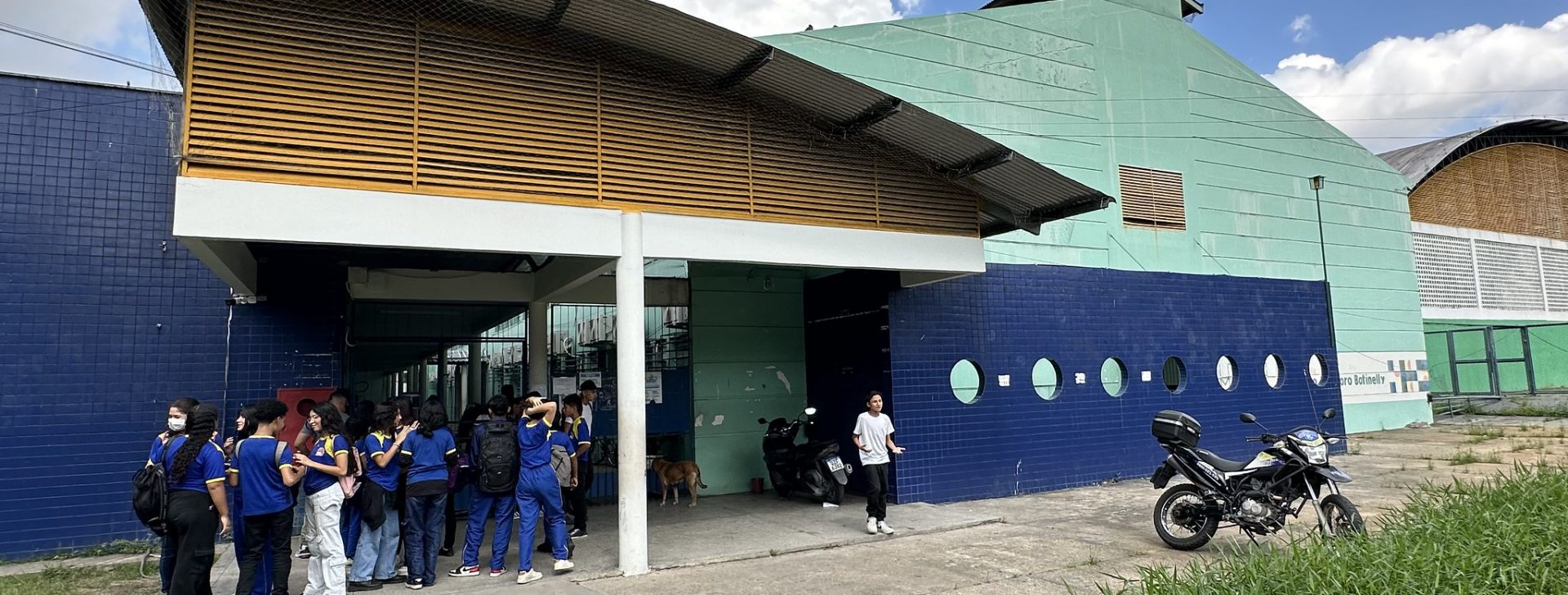 Indígenas denunciam discriminação racial em escola municipal de Manaus