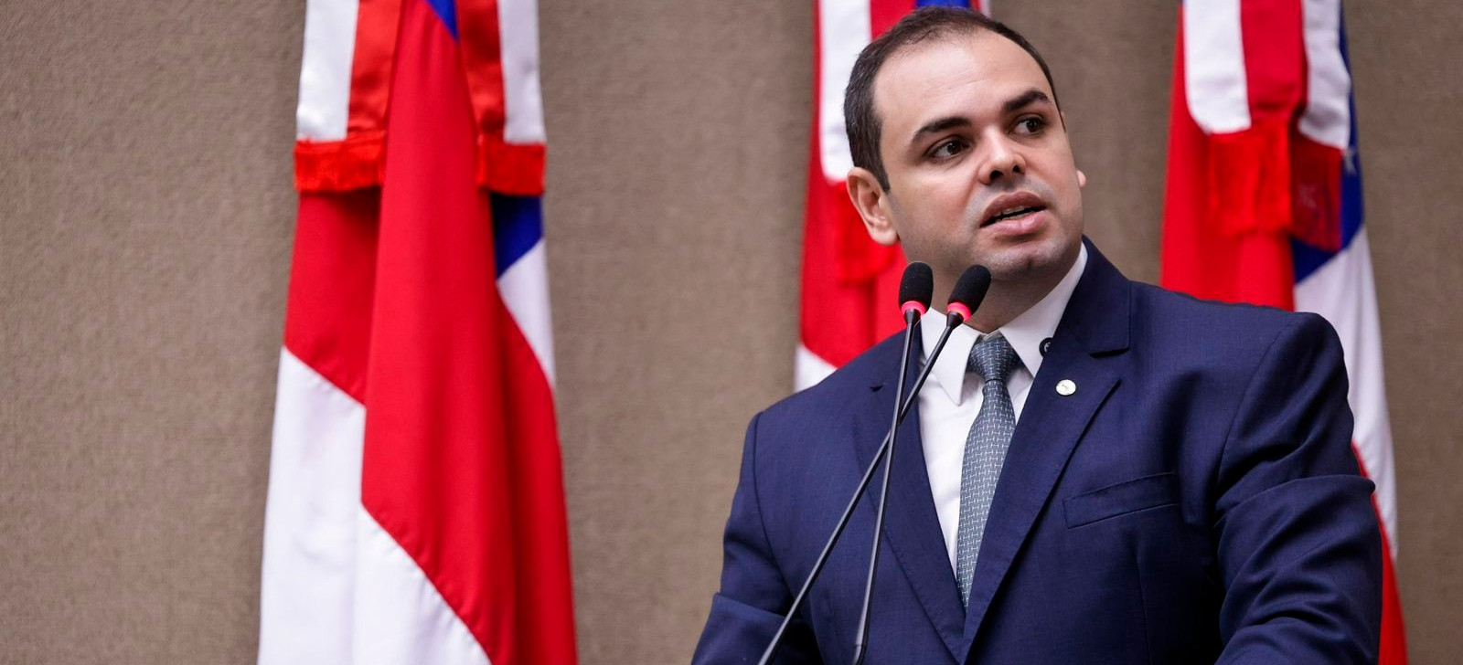 Presidente da Aleam destaca leis contra discriminação racial