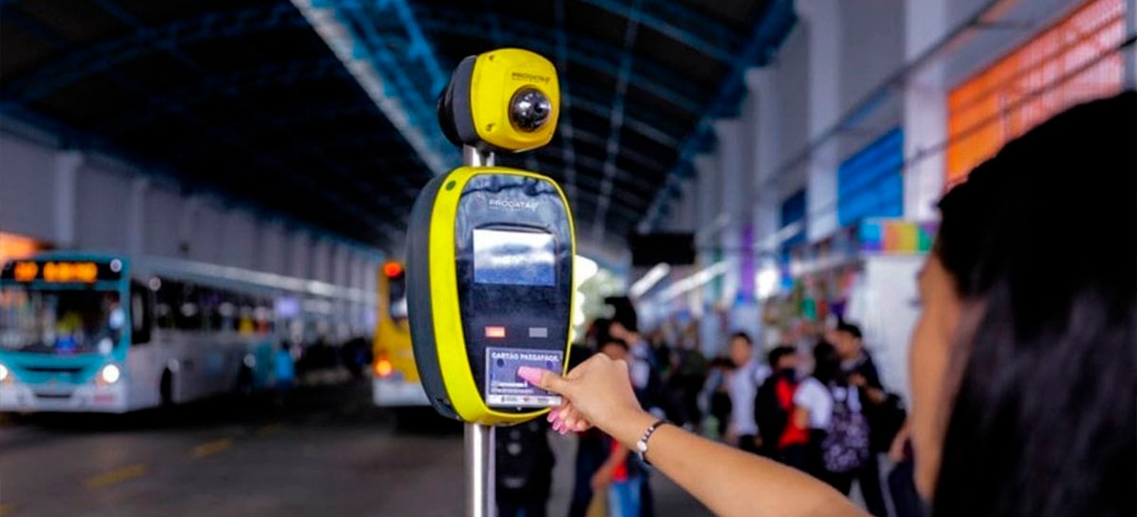 Justiça do AM restabelece pagamento em dinheiro de passagem de ônibus em Manaus