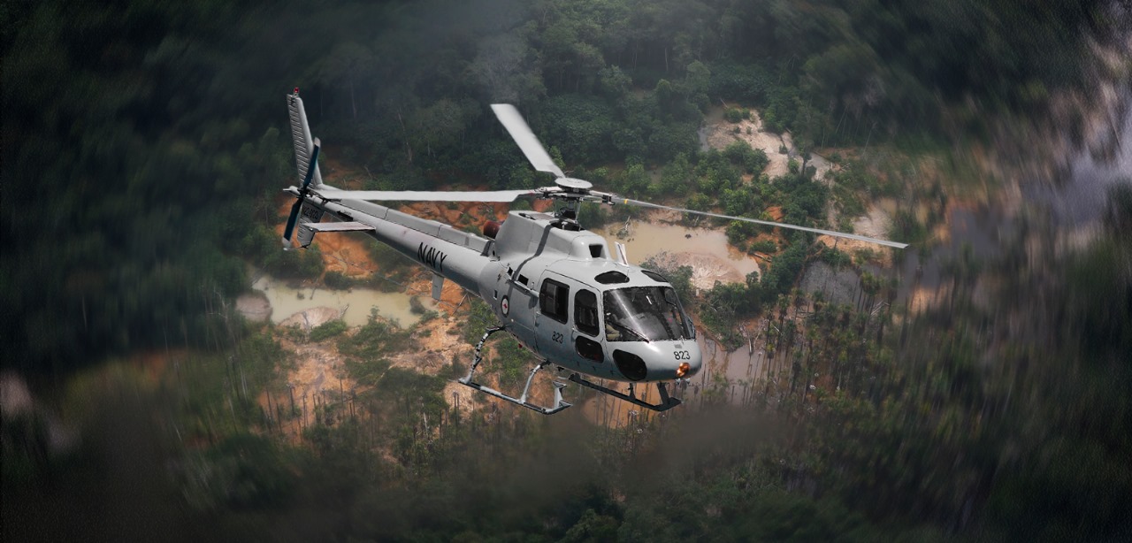 Helicóptero com cinco pessoas cai na Terra Yanomami em Roraima