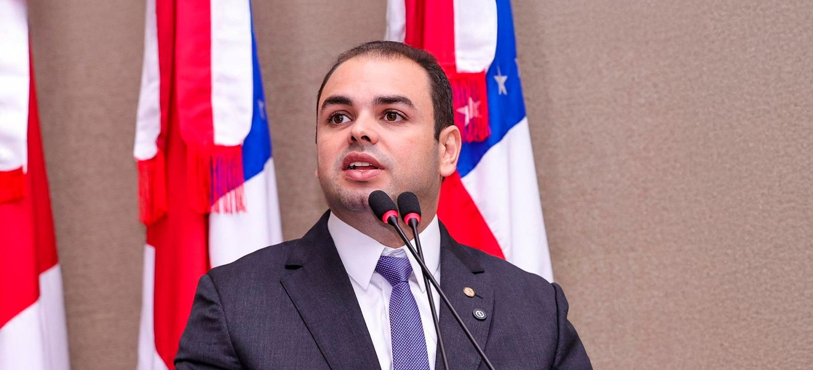 Leis de presidente da Aleam reforçam compromisso com a primeira infância