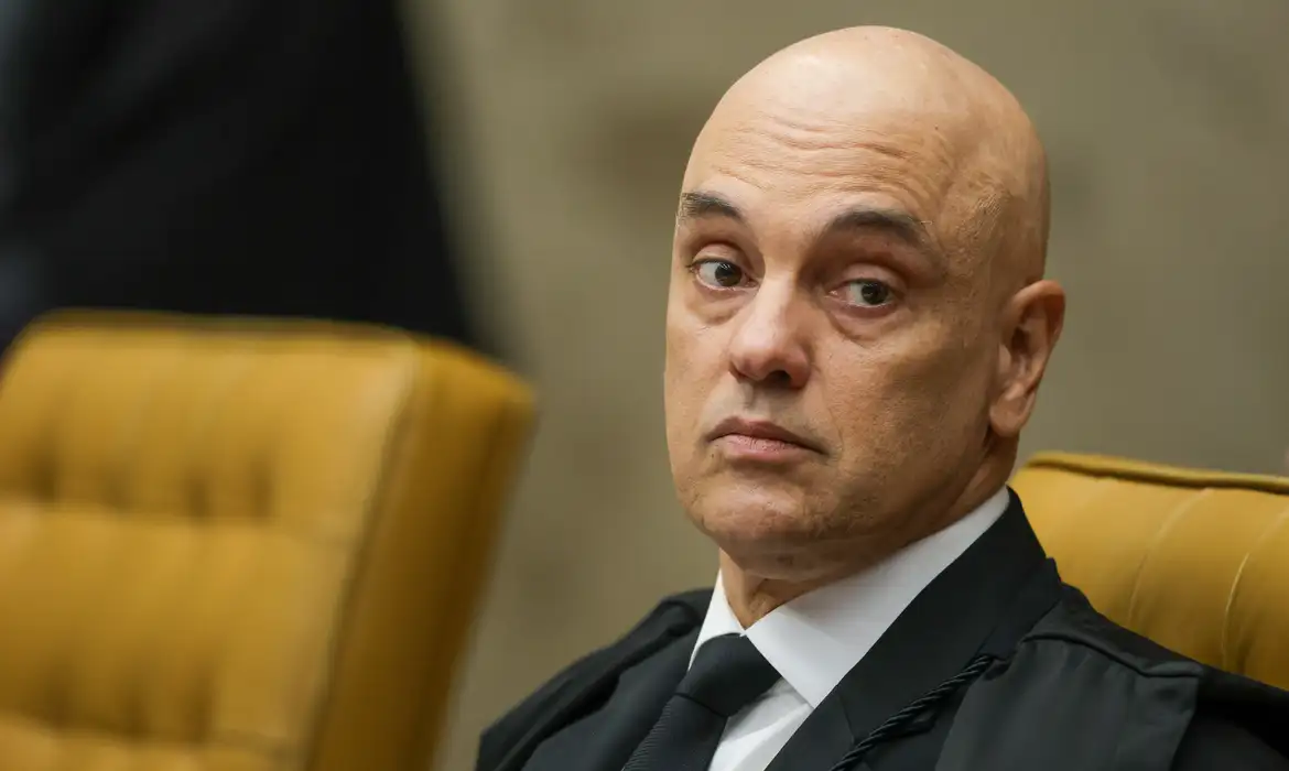 Alexandre de Moraes afirma ao Washington Post que ‘não recuará nem um milímetro’