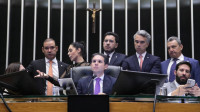 Hugo Motta afirma que blindagem é tema legítimo de debate no Congresso