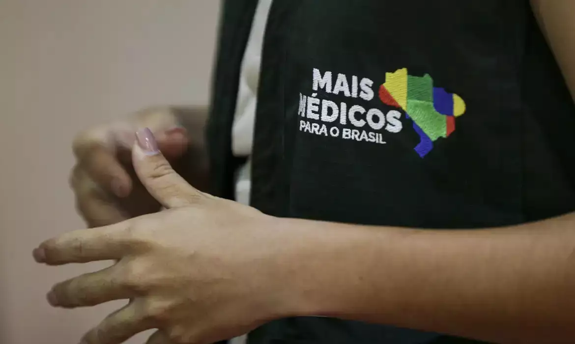 Secretário de Saúde mantém defesa do ‘Mais Médicos’ após ter visto negado