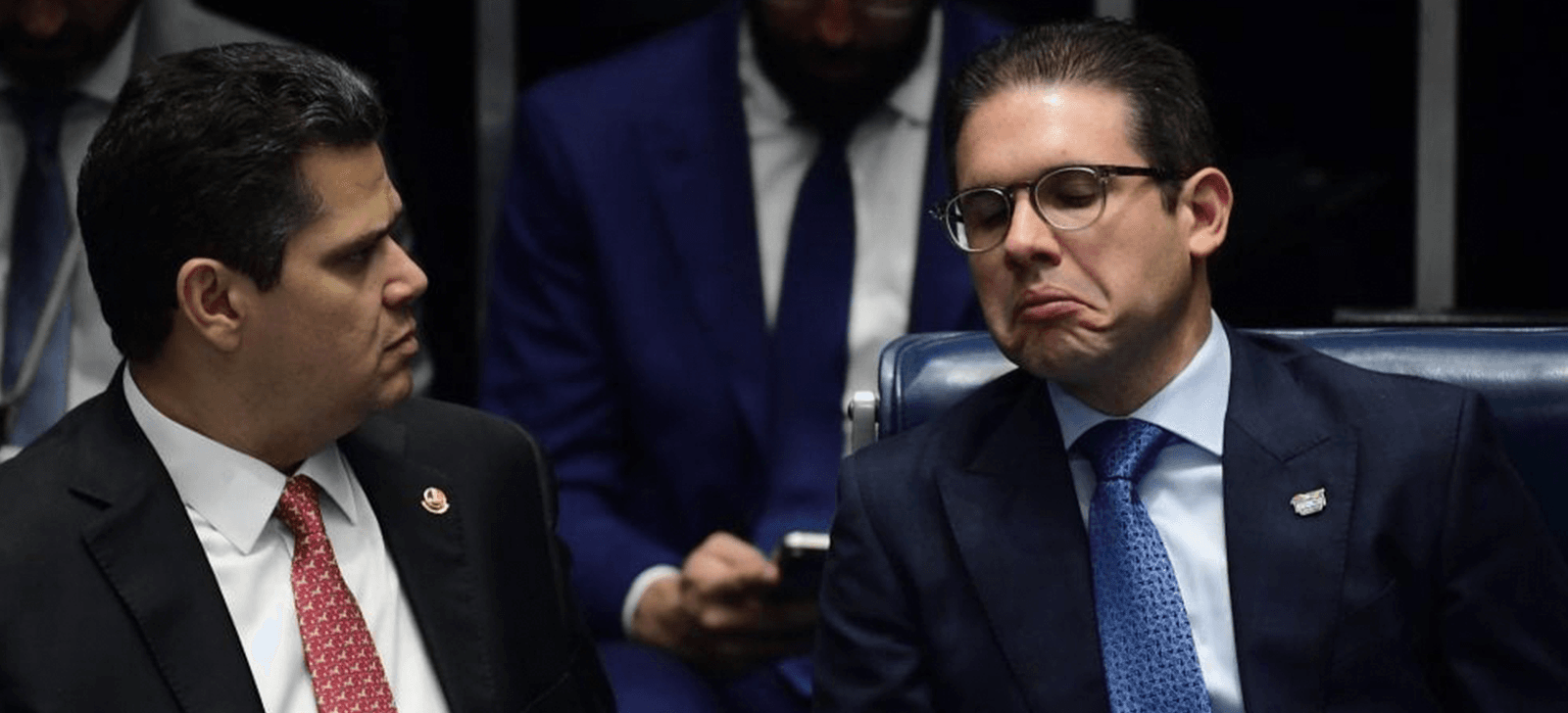 Presidentes da Câmara e Senado vivem dilema entre desmoralizar Parlamento e ceder à chantagem dos bolsonaristas