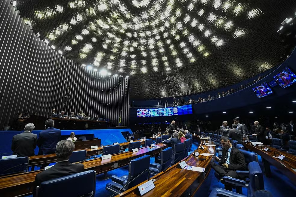 Senado aprova Projeto de Lei contra adultização de crianças na internet
