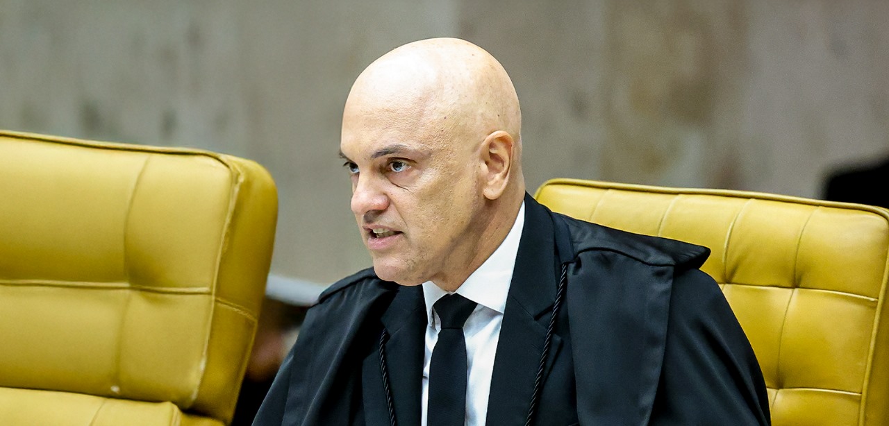 ‘Pseudopatriotas’, diz Moraes sobre foragidos que atacam soberania brasileira