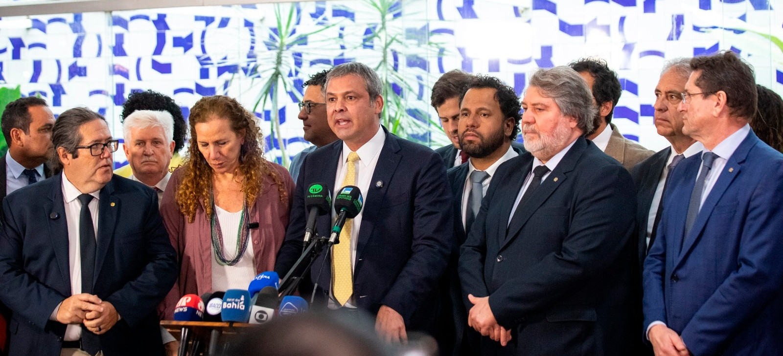Governistas falam em ‘sequestro do Parlamento’ para defender interesses de Bolsonaro