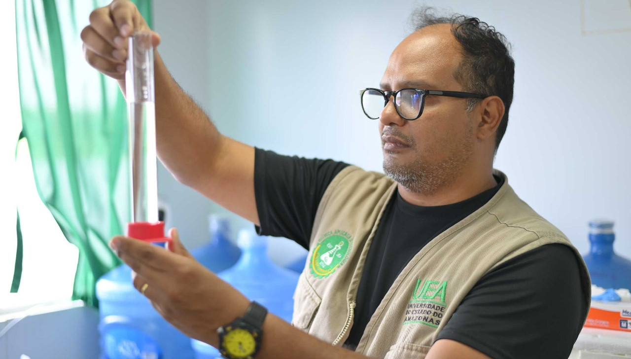 Estudo do Ipaam e UEA avalia poluição e saúde das águas do Tarumã-Açu