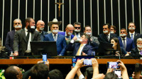 Saiba quem são deputados que podem ter mandatos suspensos após motim