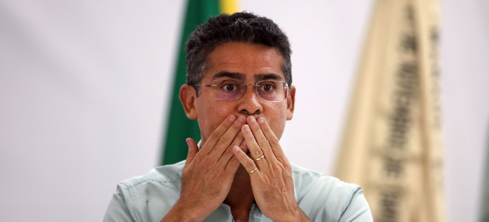 Justiça suspende reajuste que elevou salário de prefeito de Manaus para R$ 35 mil