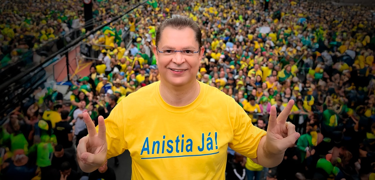 Com péssima repercussão, PL de Bolsonaro abandona ‘PEC da Blindagem’ e foca na anistia