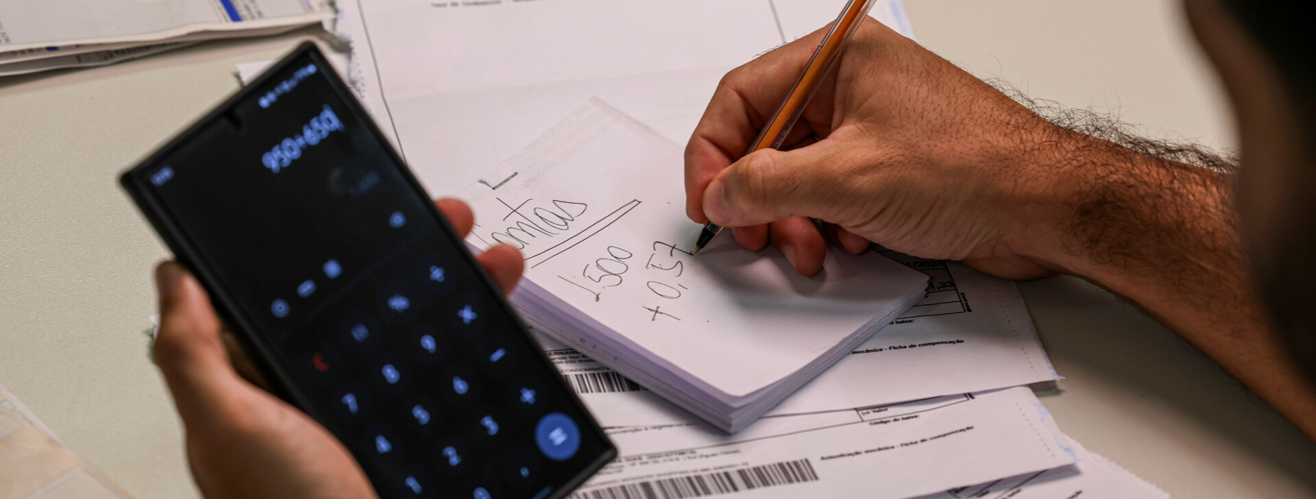 Amazonas tem 56% da população adulta com dívidas em atraso