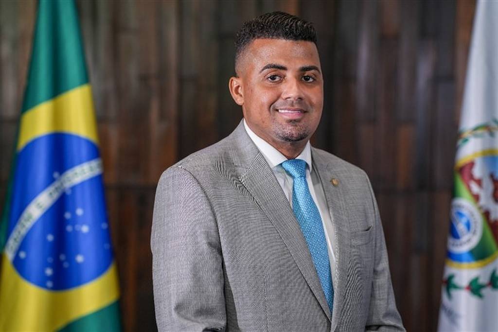 Preso por envolvimento com facção criminosa, deputado é substituído na Alerj