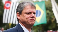 Deputado pede investigação contra governador de São Paulo após ataques ao STF