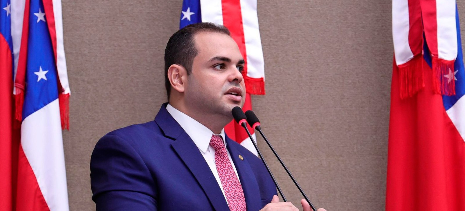 Leis de Roberto Cidade fortalecem proteção ambiental no Amazonas